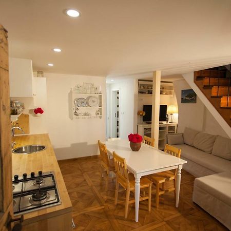 Appartement Barbarossa House With Parking à Cres Extérieur photo