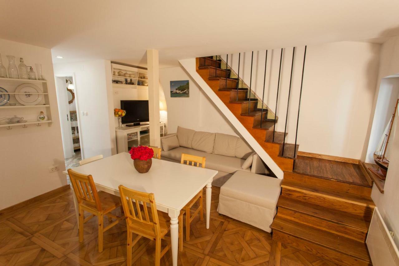 Appartement Barbarossa House With Parking à Cres Extérieur photo